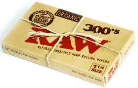 RAW Cigarette Rolling Papers - FIVE PACKS - 1500 Sheets